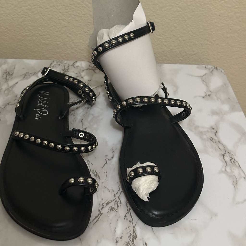 Sandals Wild Pair